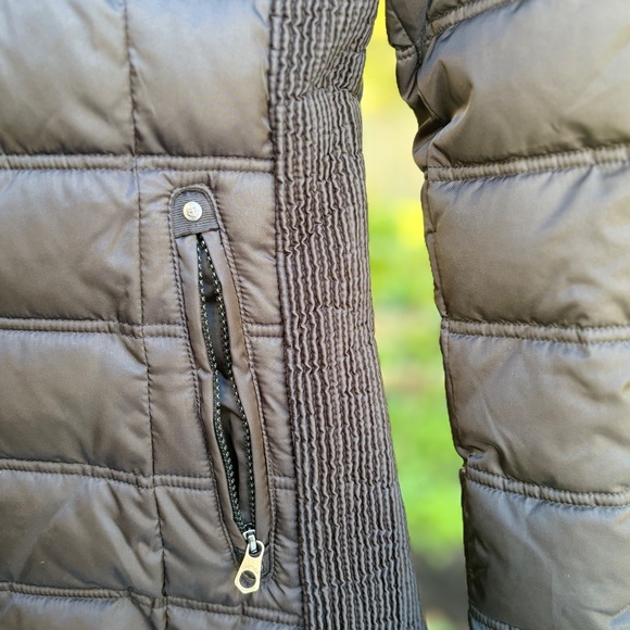 Nautica Girls’ Puffer Jacket – Size Small (teen). - Picture 4 of 14